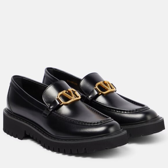 Valentino Garavani V Logo VLOGO Leather Flat Lug Sole Loafers Shoes Black - Picture 2 of 16